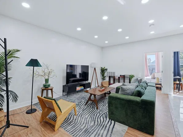 423 5th Street image 1 of 22