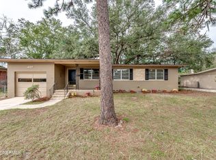 3120 Rogero Rd, Jacksonville, FL 32277