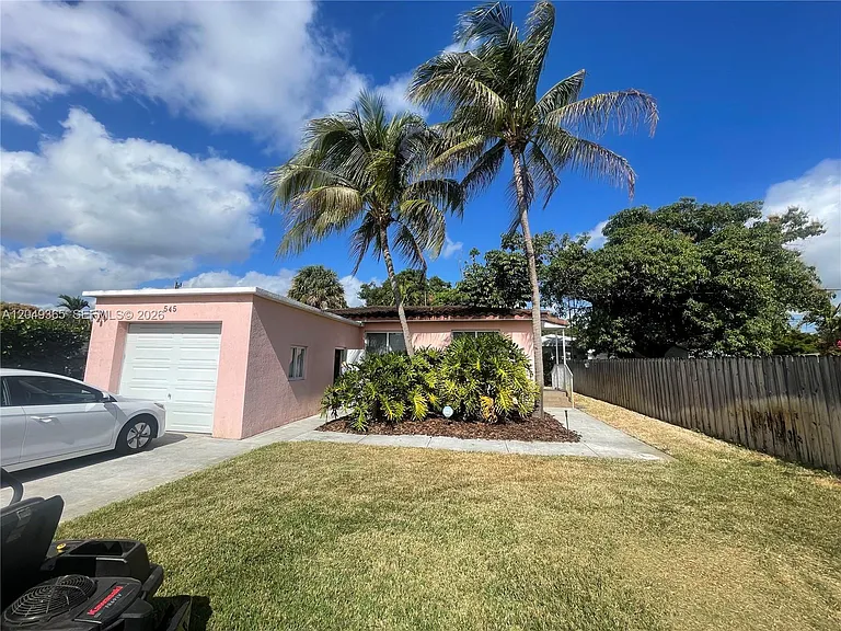 545 NW 121st St — Photo 14
