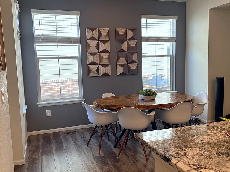 417 Zeppelin Way — Photo 20