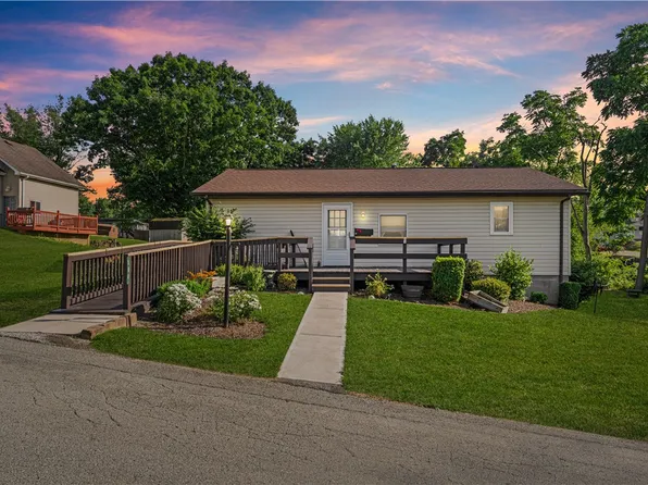 104 Center St, Delmont, PA 15626