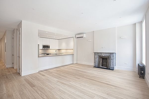 1st image of 244 E 86th St #313