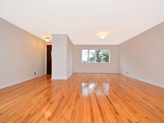 3rd image of 7505 Avenue X