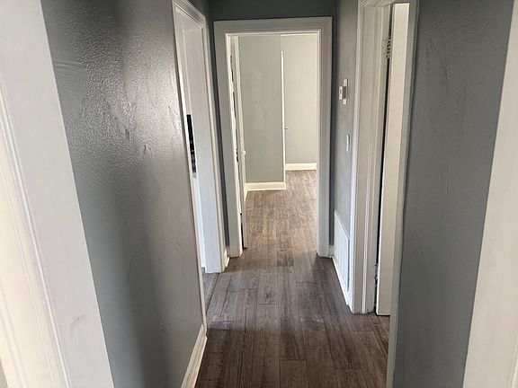 4th image of 1205 N Oklahoma Ave