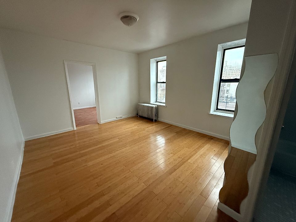 1st image of 223 Avenue N APT 4C