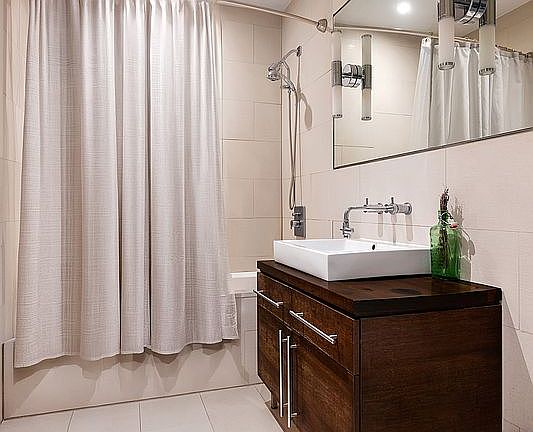 4th image of 185 13th St APT 1B