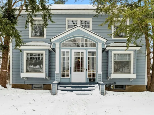 11 Harding St, Pittsfield, MA 01201