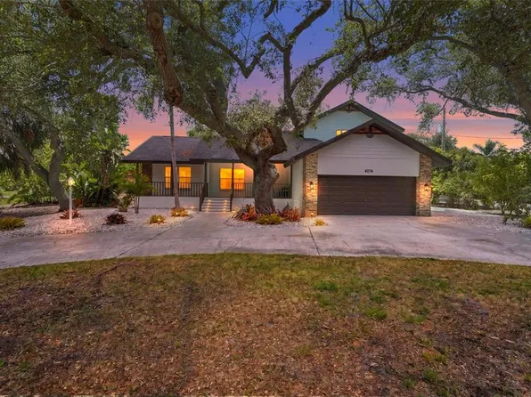 4074 Redbird Cir, Sarasota, FL 34231