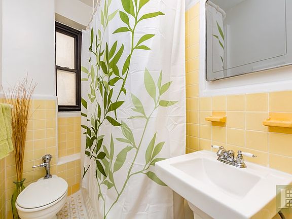 4th image of 200 Pinehurst Ave #6AB