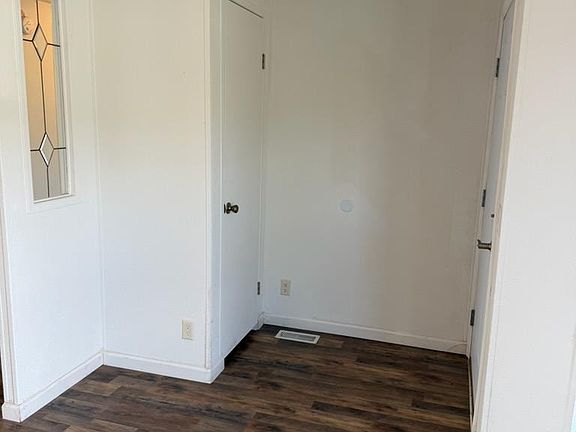 4th image of 22215 Topaz Lake Ln