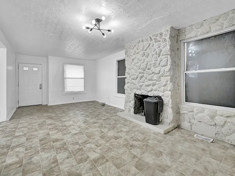 9502 Talbot Ave — Photo 13
