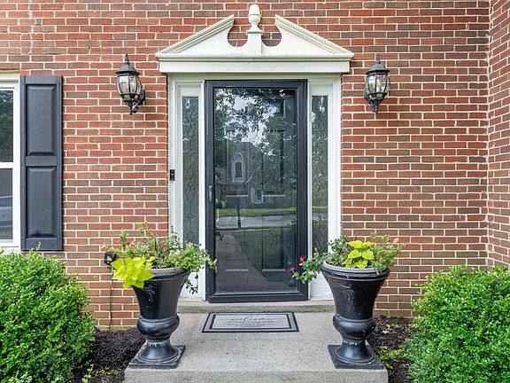 4th image of 1020 Kimbolton Dr