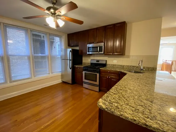 1342 W Howard St #1, Chicago, IL 60626