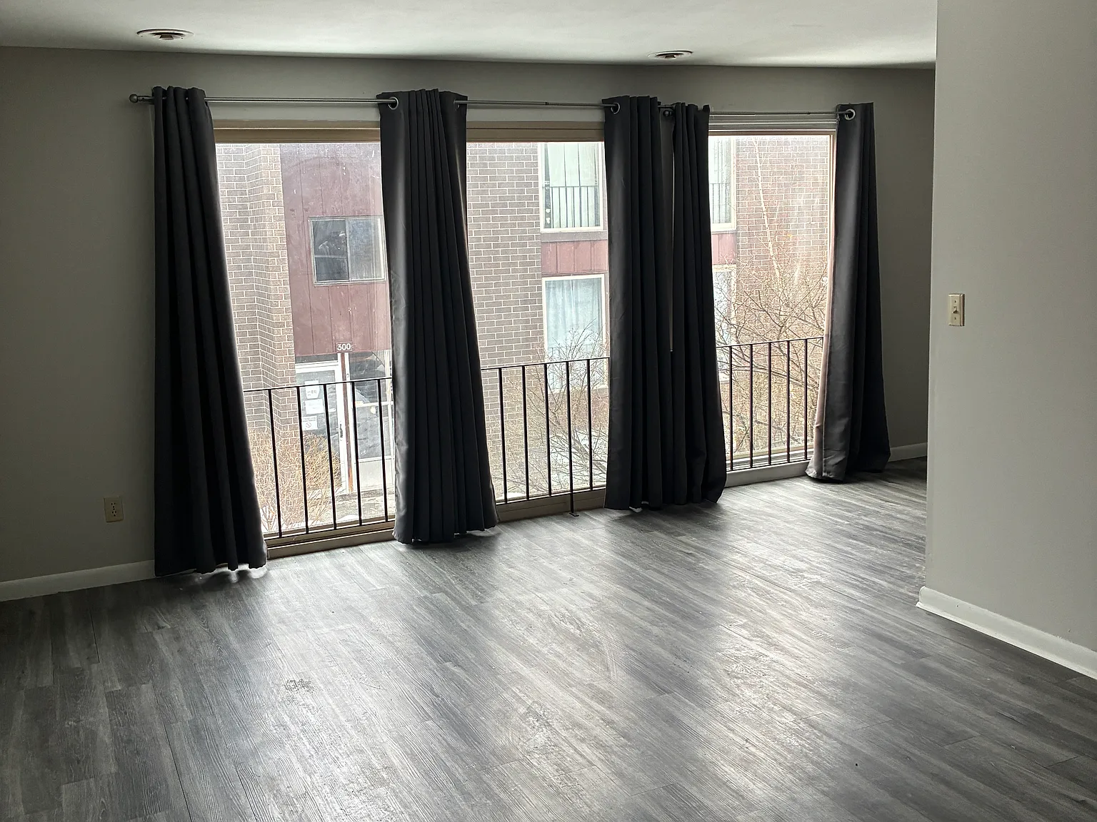 Cranberry Court — Photo 3