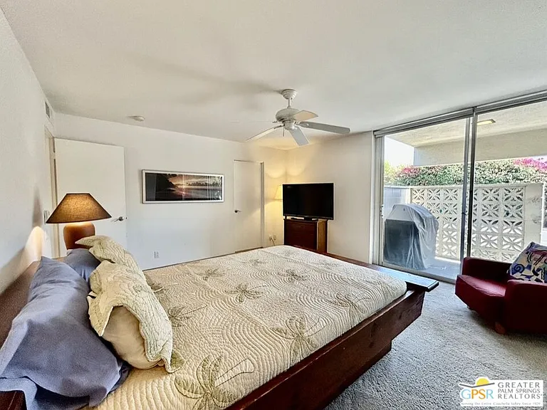 197 Desert Lakes Dr — Photo 28