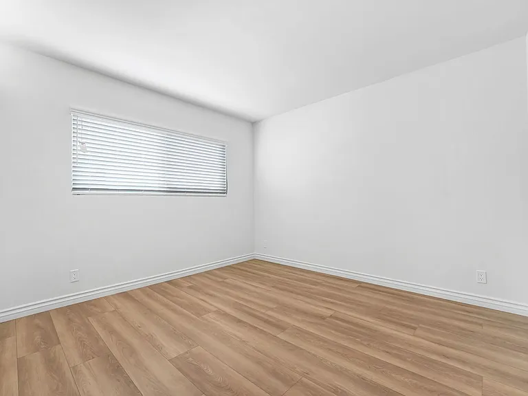 1002 12th St in Santa Monica - North of Wilshire Blvd! — Photo 17