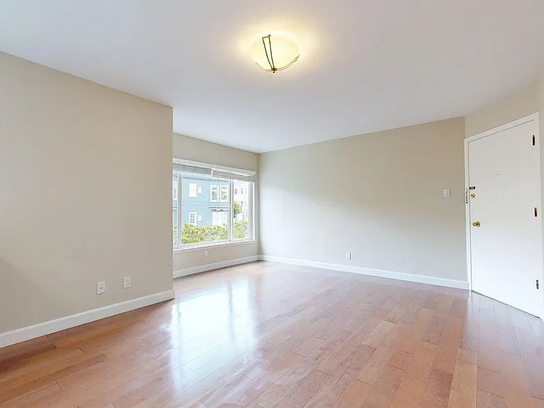 1490 Chestnut St #3 — Photo 7