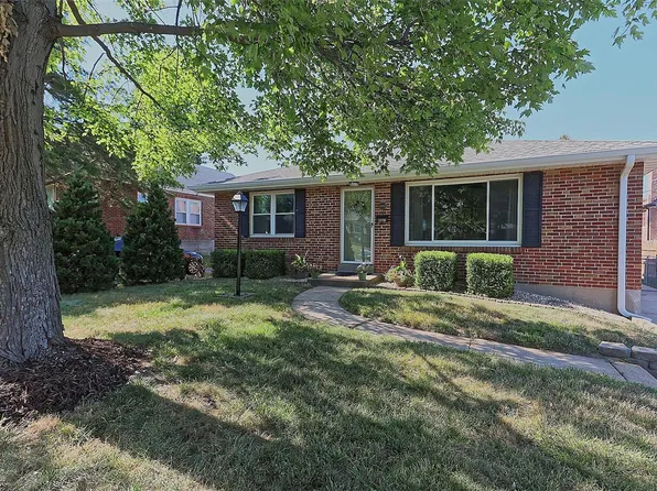10007 S Marlene Dr, Saint Louis, MO 63123