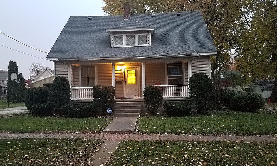 1st image of 513 Maple Ave