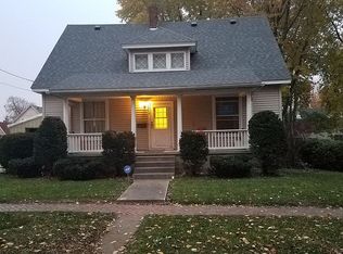 513 Maple Ave, Galesburg, IL 61401