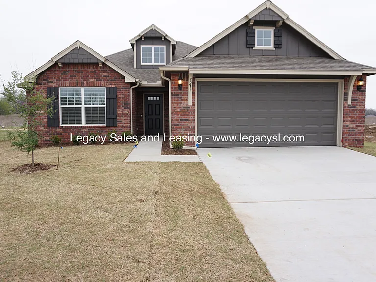 7211 S Laurel Pl — Photo 1