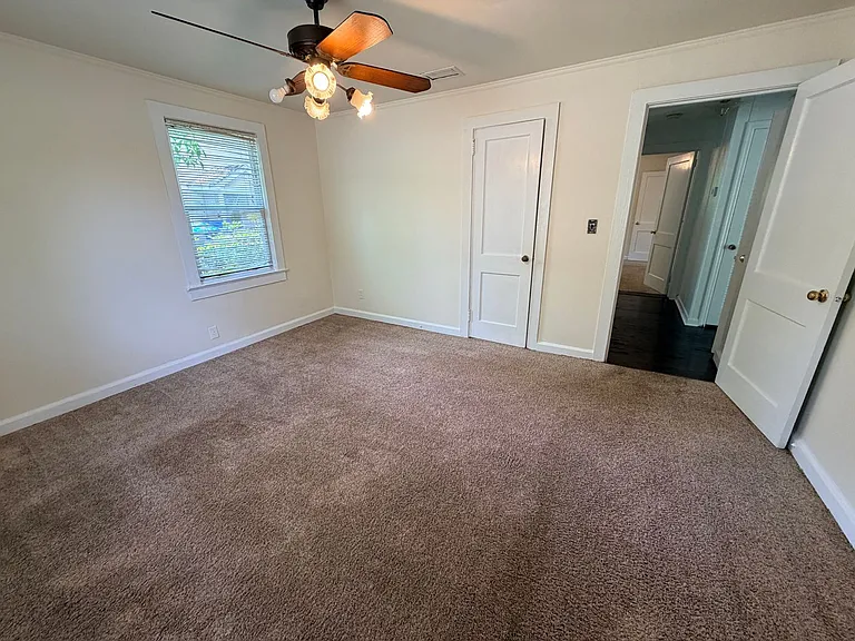 713 Lakeland Ave — Photo 10