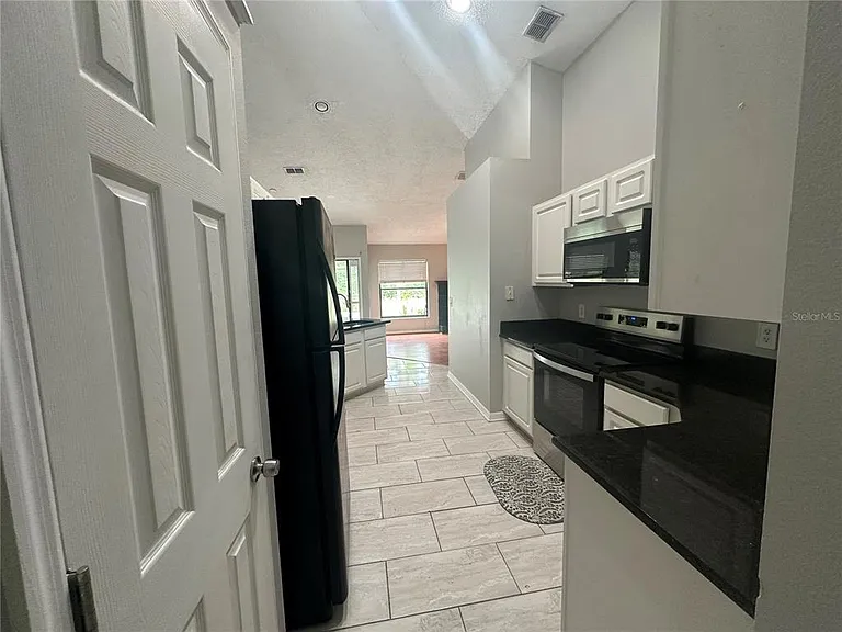 929 Rosinia Ct — Photo 36