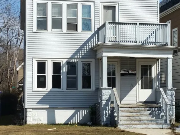 3000-3002 S 8th St, Milwaukee, WI 53215