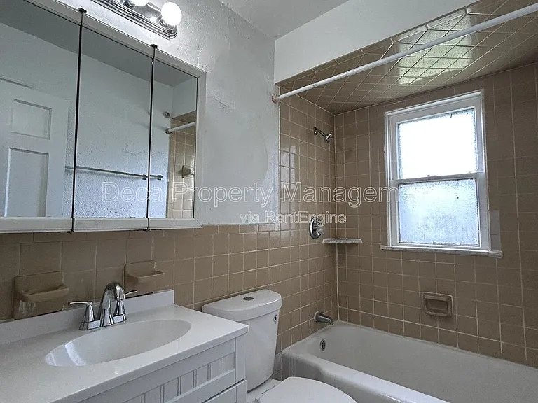 5318 Winslow Dr — Photo 11