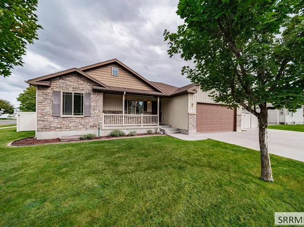 341 Oaktrail Dr, Rexburg, ID 83440