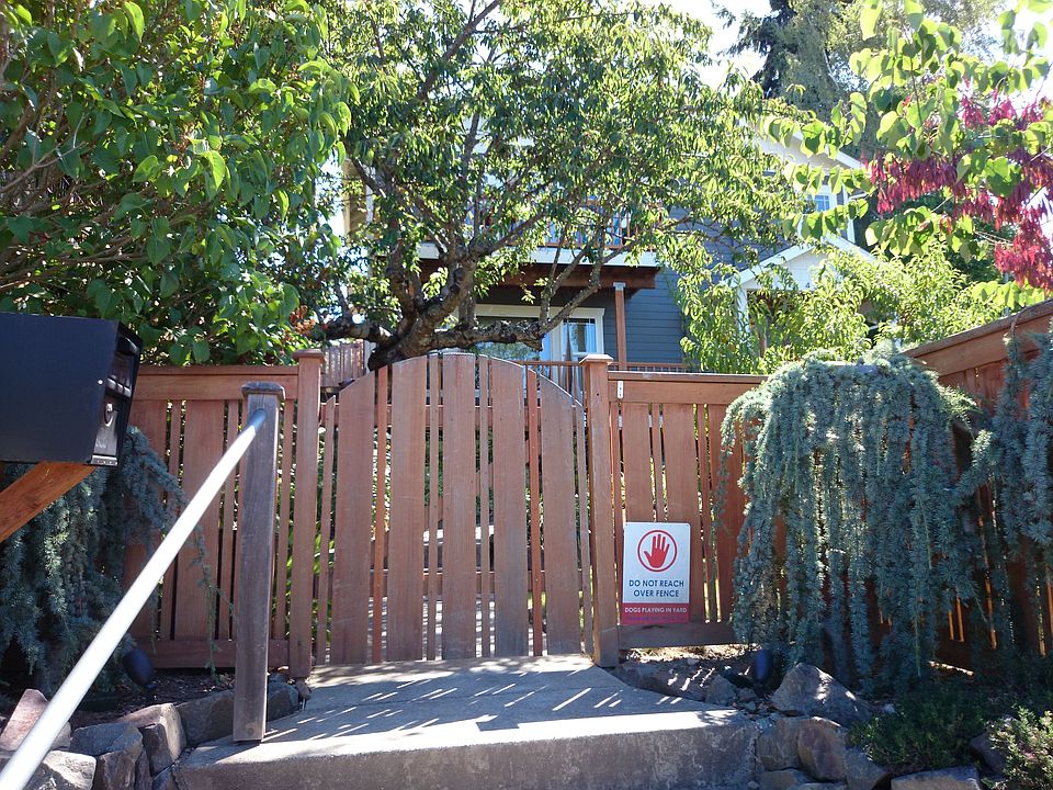 2nd image of 4844 47th Ave SW
