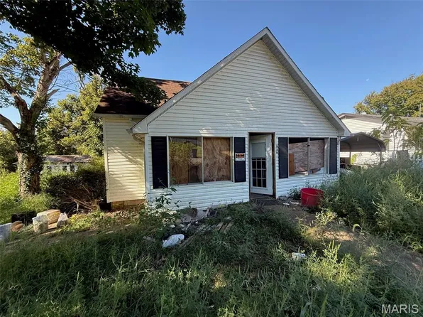 703 3rd St, Marble Hill, MO 63764