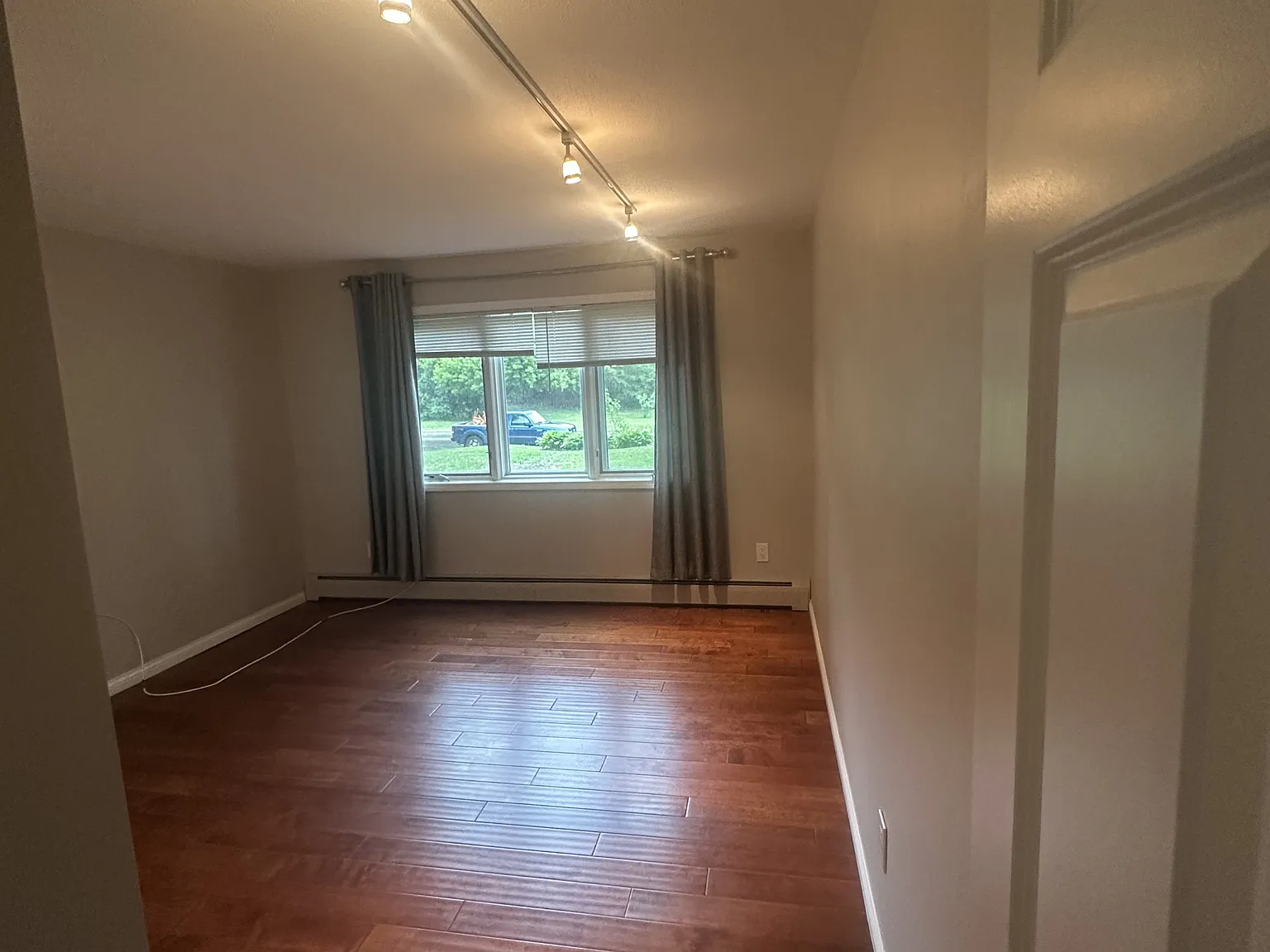 4380 Brookside Court - Apt 107 — Photo 4