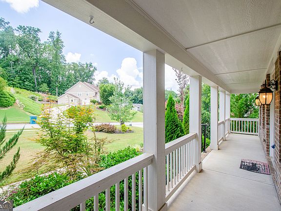 3rd image of 129 Millstone Way