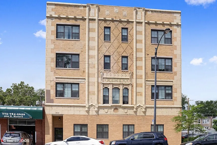 5822 N. Western Ave. — Photo 2