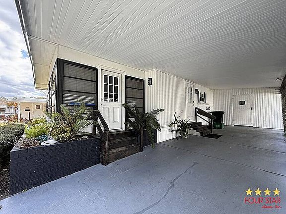 2nd image of 421 Costa Rica Dr