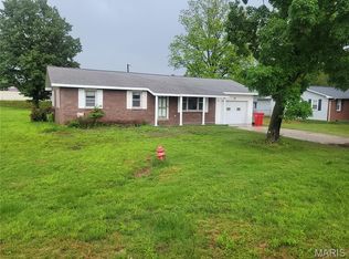 128 Phillips Ave, Oran, MO 63771