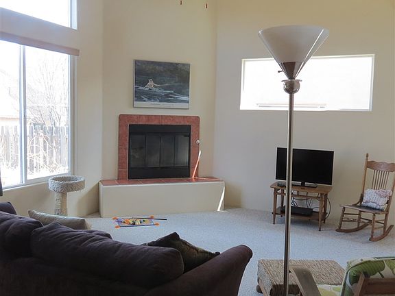 2nd image of 745 Aster St