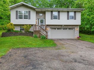 10 Hummingbird Ln, Arnold, MO 63010