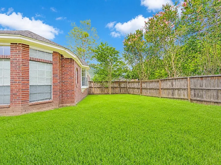 6903 Springcrest Ct — Photo 38