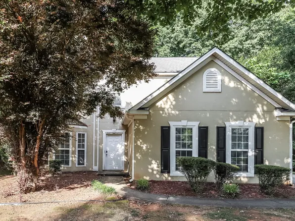 416 Heathcliff Ct, McDonough, GA 30253