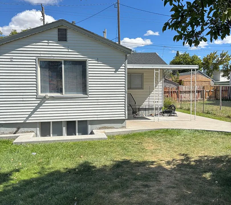 124 & 124-1/2 McKinley Ave