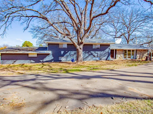907 N 10th Ave, Durant, OK 74701
