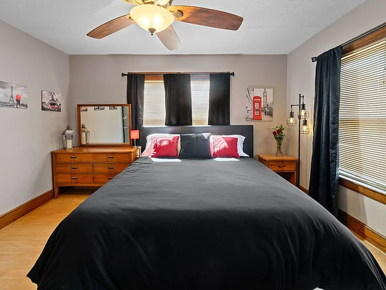 Bedroom