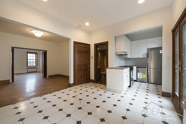 Rented by Ideal Properties Group | media 6