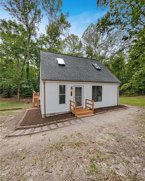 1st image of 364 Kelley Ln