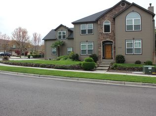 4560 Wolf Run Dr, Medford, OR