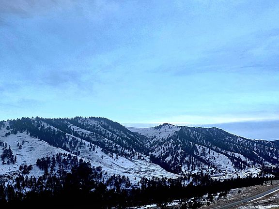 2nd image of 12 Elk Rdg