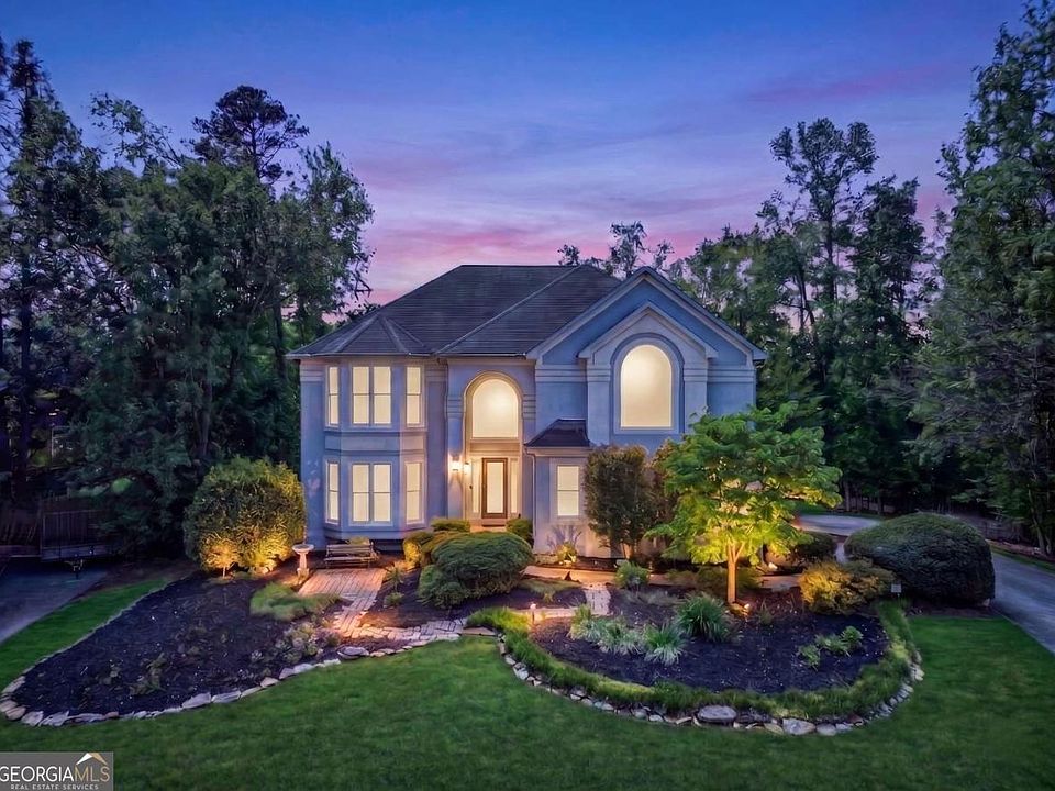 1st image of 275 Deer Cliff Cv