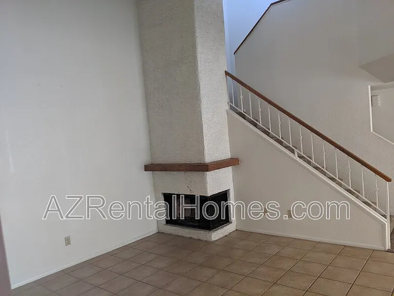 819 N College Ave #I124 — Photo 4
